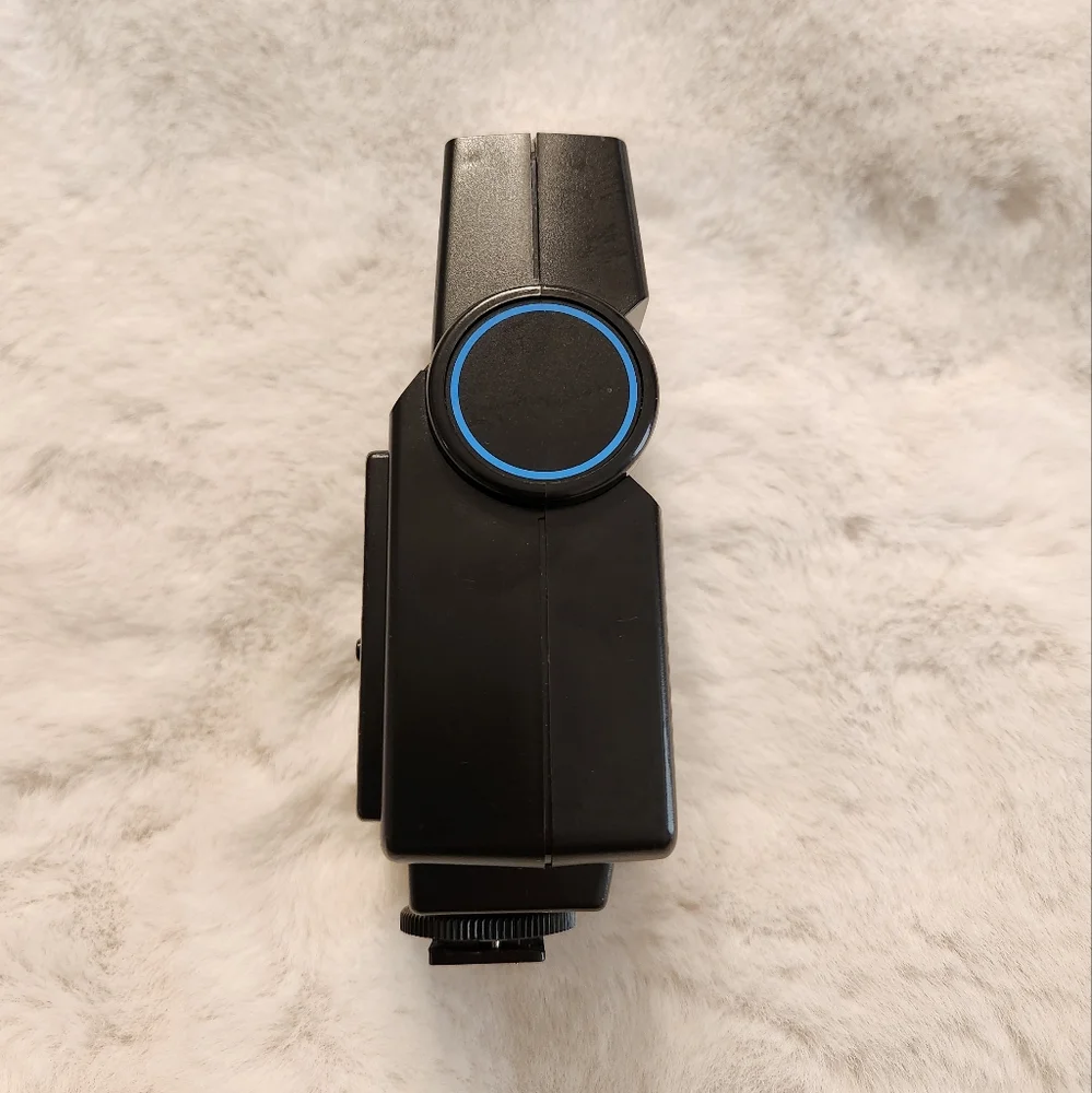Vivitar Auto Thyristor 550FD Shoe Mount Camera Flash Untested